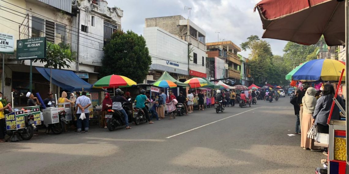 Geliat Pasar Takjil di Kota Malang