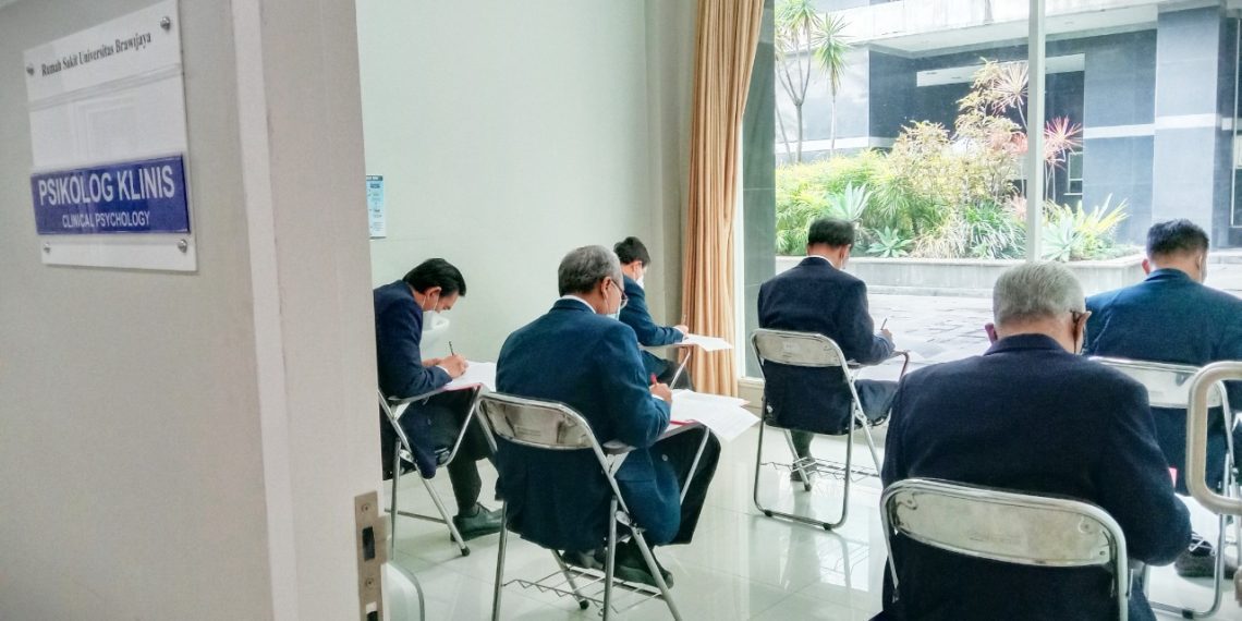 Bakal Calon Rektor UB Jalani Tes Kesehatan