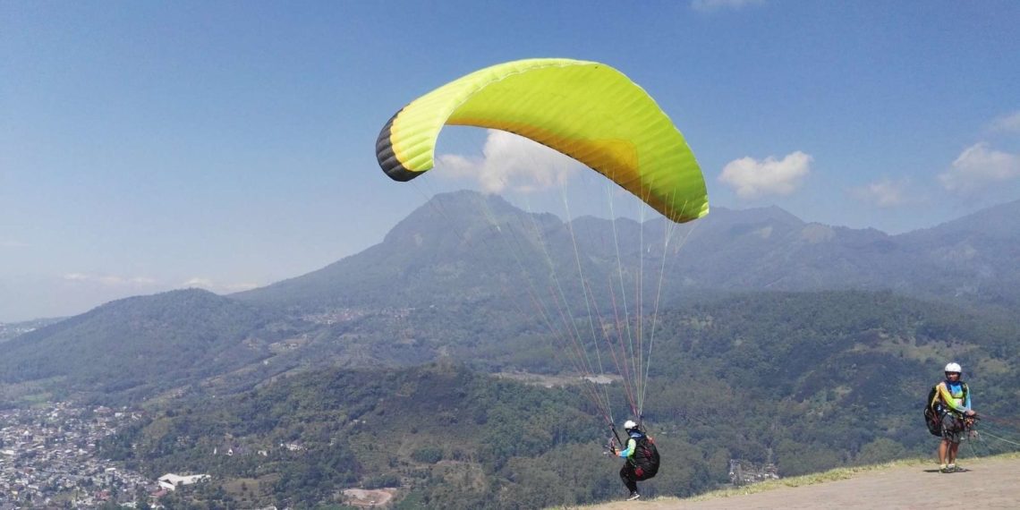 Atlet Paralayang Batu Raih Emas pada Porprov Jatim 2022