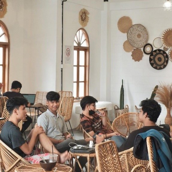 Rekomendasi Kafe di Malang yang Cocok untuk Nugas