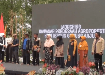 Membangun Potensi Ekspor, Gubernur Khofifah Resmikan Kawasan Perdesaan Agroforestri Kopi Lereng Arjuno