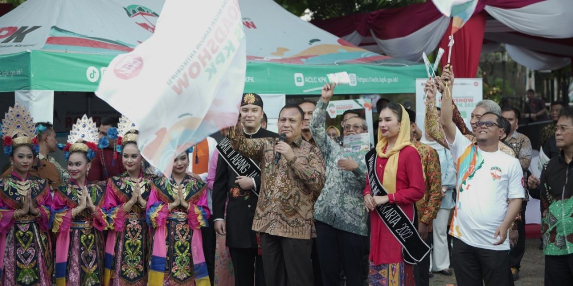 KPK Lepas Bus Antikorupsi 2023 ke Pulau Sumatera