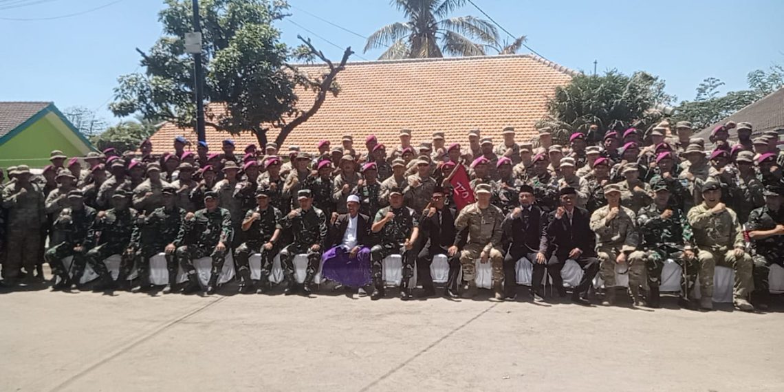 Panglima TNI Tinjau Pendaratan Amfibi Super Garuda Shield 2023