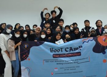 Garis Pena Sambut Maba UB Kediri dengan Prestasi