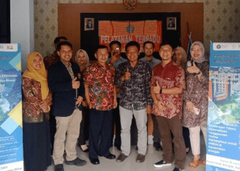 Bimtek Online Marketplace Tim DIE FEB UB Asa Baru UMKM Desa Purwokerto Go Digital