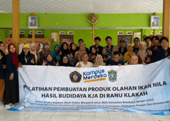 DiversifikasiĀ Produk Ikan Nila Menjadi Fokus Tim DM UB Tingkatkan Ekonomi Warga Ranu Klakah