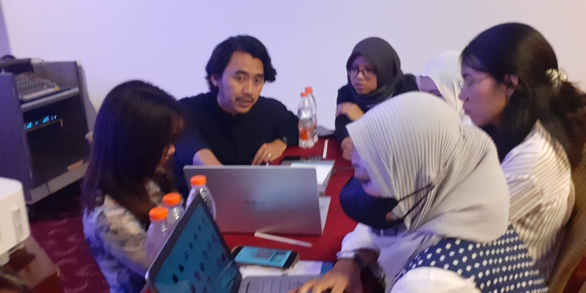 UB Terjunkan Tim Pembimbing Poster Pimnas