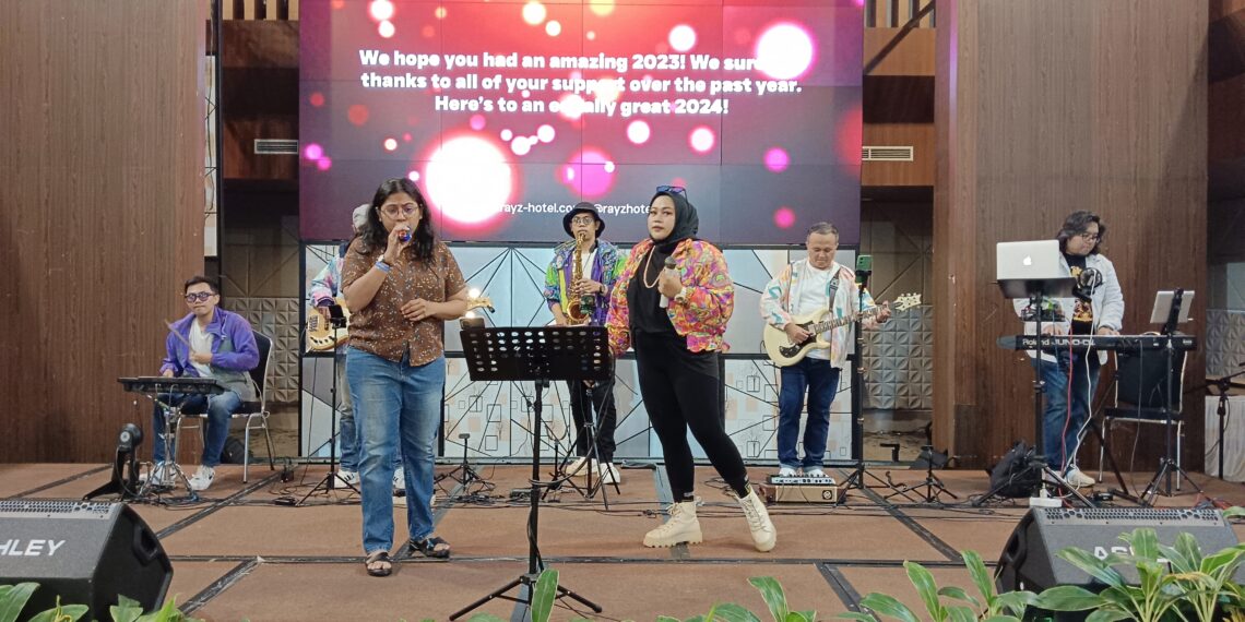 Lagu Era 90an Iringi Gala Dinner Pergantian Tahun