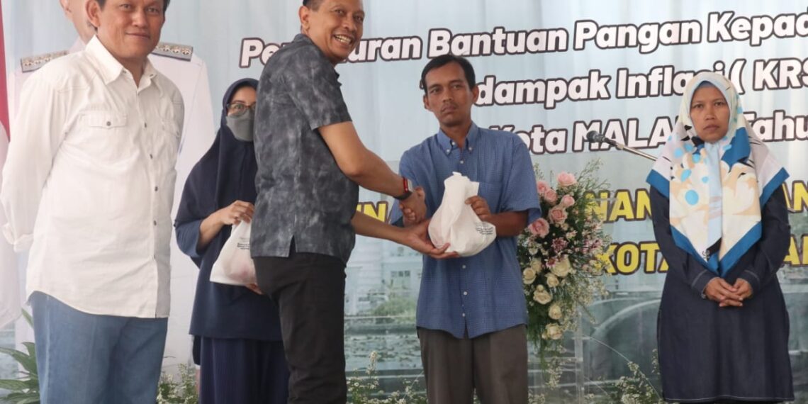 Pemkot Malang Beri Bantuan 3.220 Paket Atasi Inflasi dan Stunting