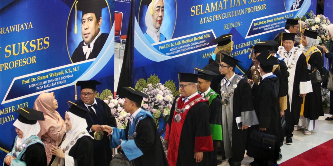UB Kukuhkan Dua Profesor Inovatif dalam Bidang Perikanan dan Teknik