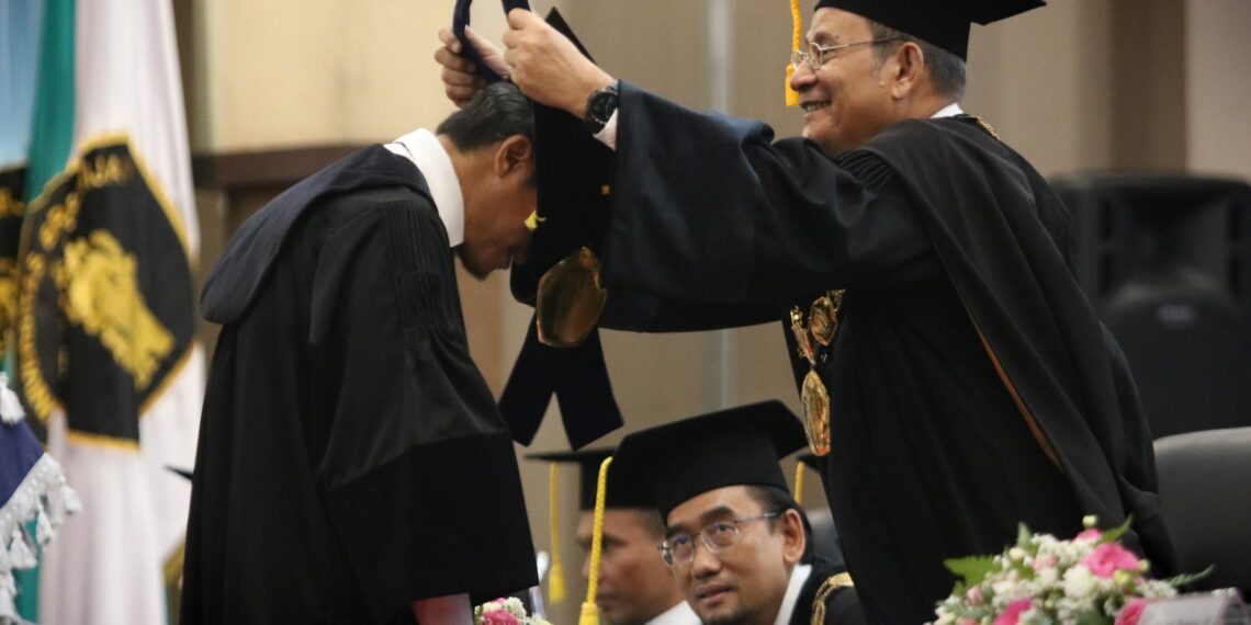 Dua Guru Besar UB dari Fakultas Teknik (FT) dengan Riset Unggulan Dikukuhkan