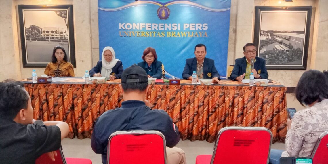 Guru Besar dari FAPET dan FPIK UB Dikukuhkan, Sajikan Solusi Inovatif 