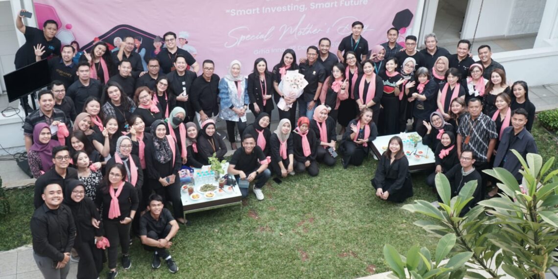 “Smart Investing, Smart Future” Spesial untuk Hari Ibu