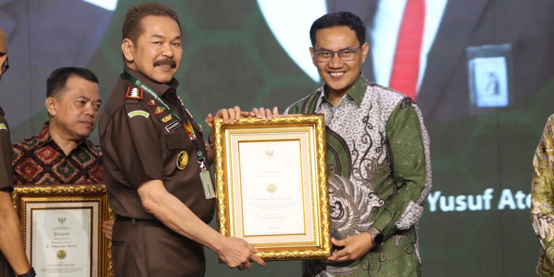 Ketua PERSADA UB Raih R Soeprapto Award 2024