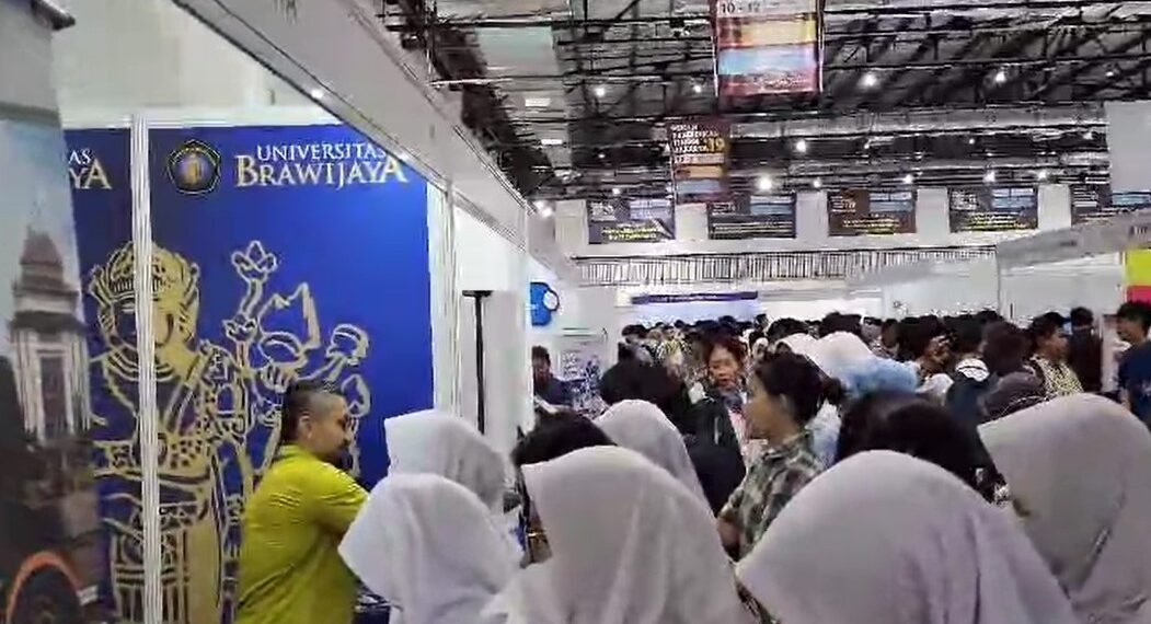 Siswa Jabodetabek Antusias Cari Informasi UB