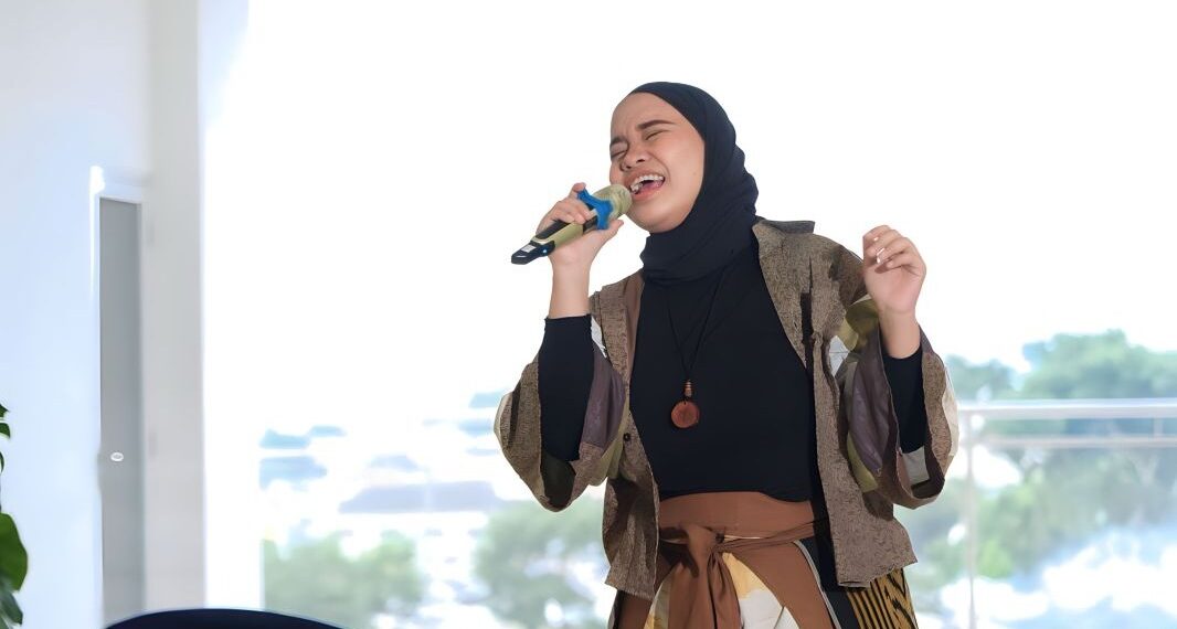 Mengenal Mary Jona : Seniman Kreatif Malang