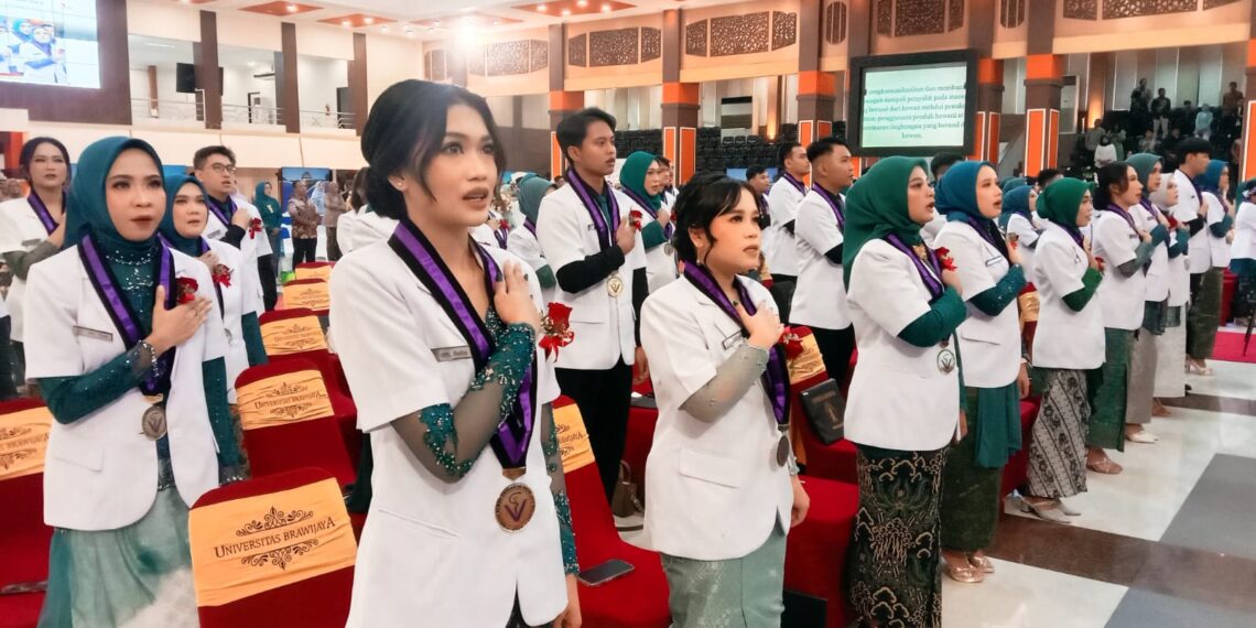 FKH UB Mengambil Sumpah 92 Dokter Hewan Baru