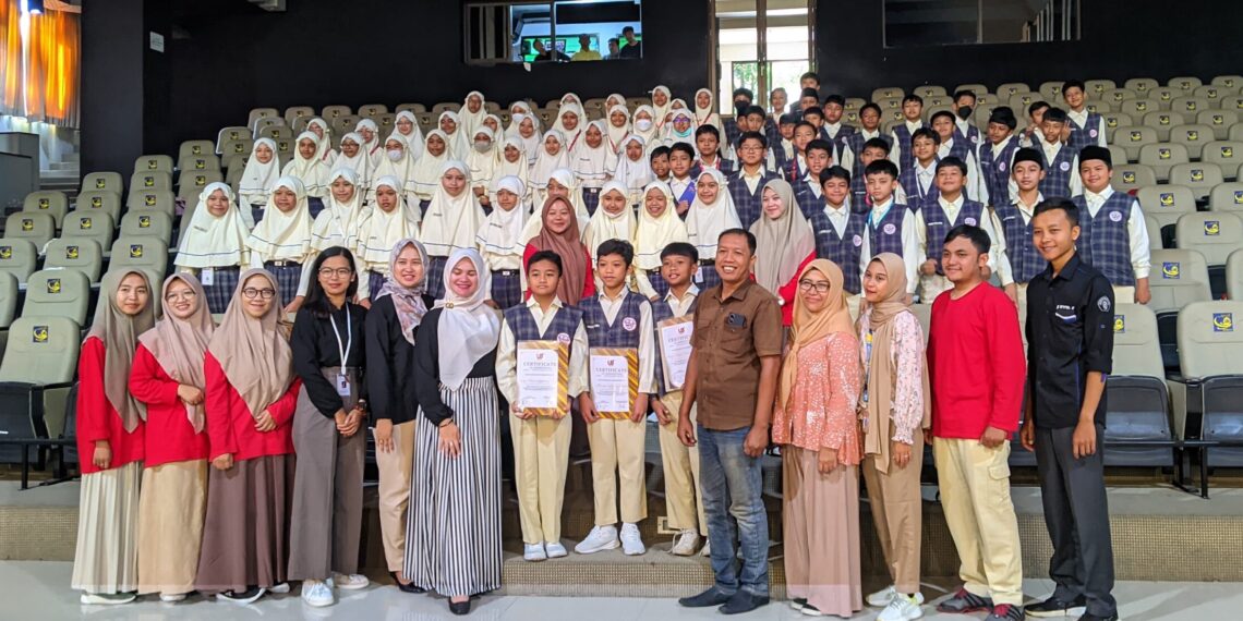 Serunya Field Trip SD Muslim Cendekia ke UB Medcom