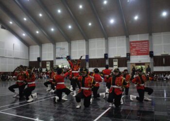 Paskibra SMK Negeri 12 Malang Sabet Juara Madya 2 di LPKBB Juragan 2