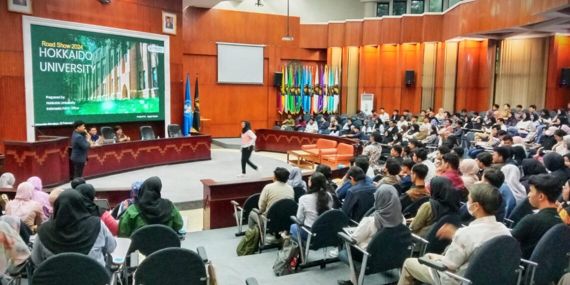Peluang Studi di Jepang: Hokkaido University Roadshow di UB