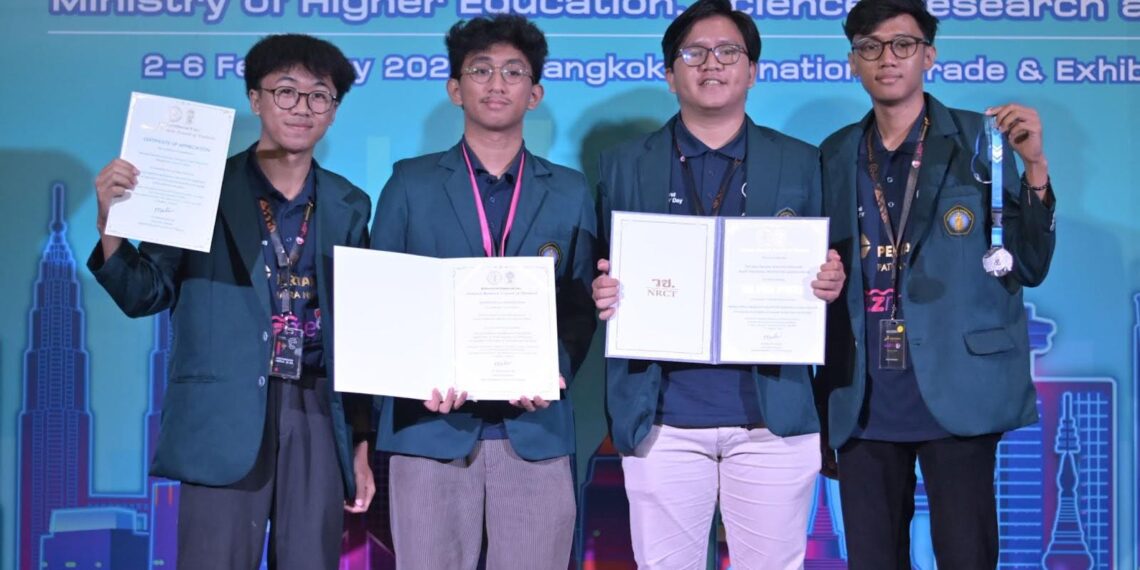 Inovasi Inklusi Mahasiswa UB Sabet Medali Perak Thailand Inventors Day 2024