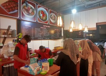 Bakso Prasmanan dengan Banyak Varian