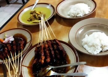 Sate Kambing Bunga Desa, Kuliner Lezat untuk Pemudik