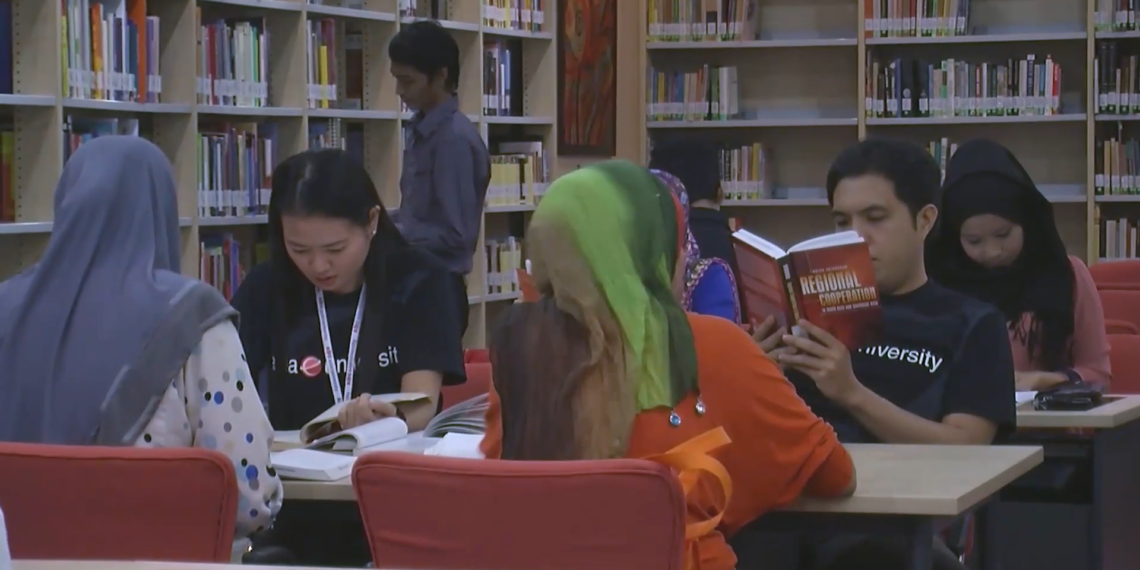 Lingkungan Kuliah Nyaman di Asia E University