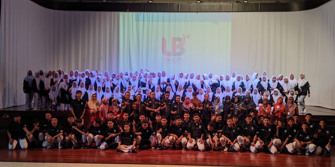 Tambah Wawasan Broadcasting dan Videografi, SMKN 1 Gempol Pasuruan ke UB Medcom