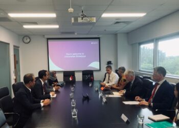 Rektor UB Paparkan Integrasi Kearifan Pengetahuan Lokal dengan Sains Baru kepada Civitas University of Queensland Australia