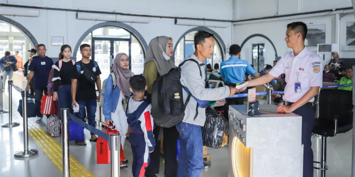 Diskon PT KAI Mudik Belakangan Ekstra Hemat 80%