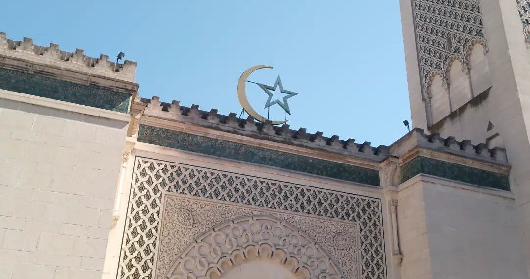 Fakhruddin, Bagikan Pengalaman Puasa di Paris