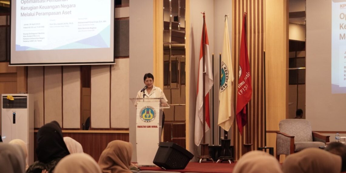 KPK Beri Edukasi  Perampasan Aset untuk Civitas Akademika UNP