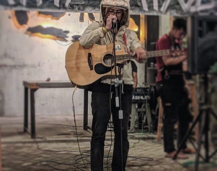 Rhivaz Kacaubung, Suarakan Pesan Politik dan Cinta melalui Musik