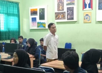 UBTV Berbagi Tips Desain Program Pendek kepada Siswa SMKN 12 Malang