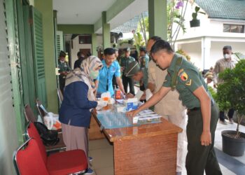 Tes Urine Mendadak, Korem 083/Bdj Pastikan Prajurit dan PNS Bebas Narkoba