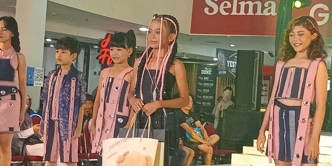 Kolaborasi UCHIQU dan Red Model Hadirkan Koleksi Nuansa Summer