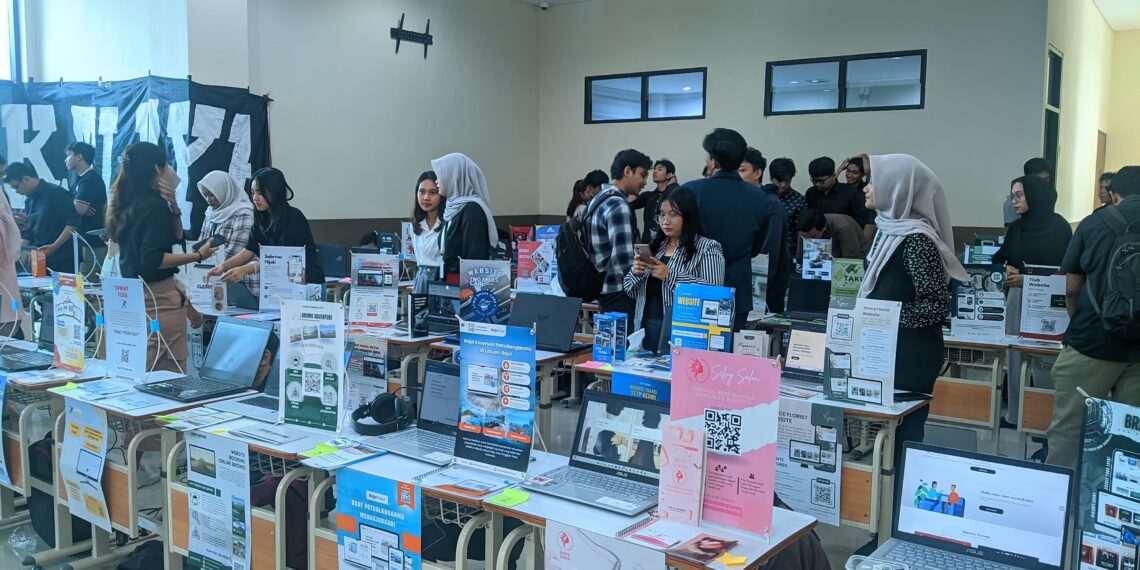 Techfair Volume 1 Pamerkan Karya Teknologi Mahasiswa Vokasi UB