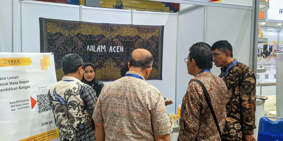Unsyiah Kenalkan Produk Kecantikan dari Minyak Nilam