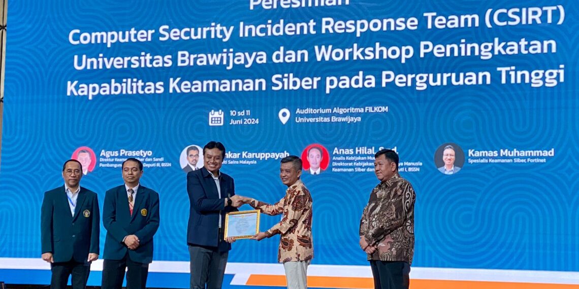 BSSN Beri Pengakuan pada Indeks Maturitas Sistem Informasi UB