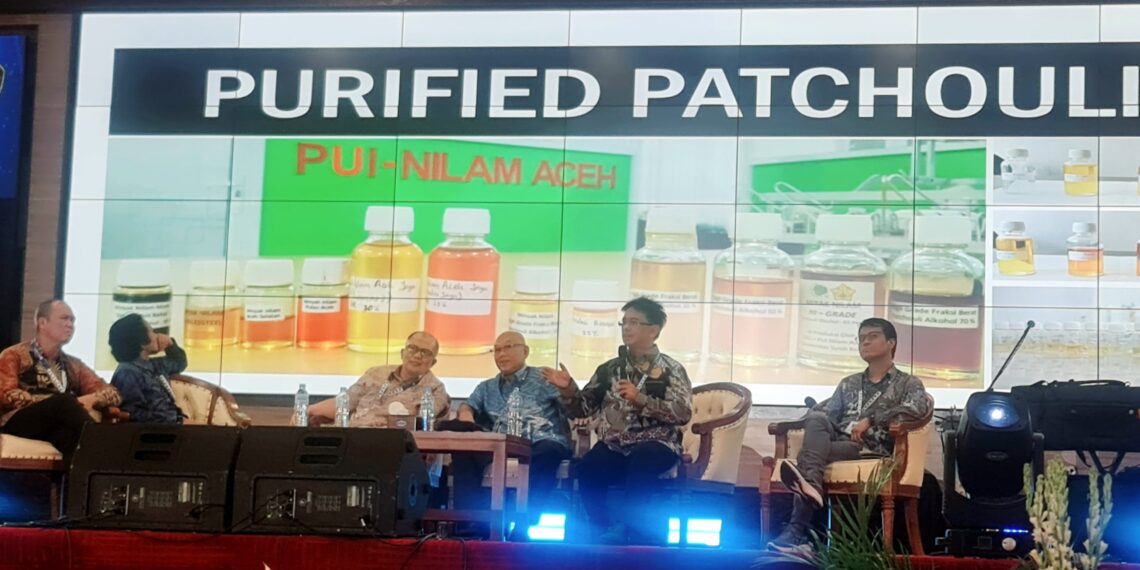 USK Perkenalkan Inovasi Hulu-Hilir Nilam Aceh