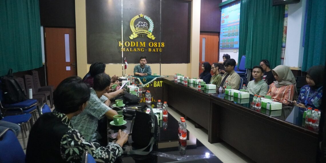 TNI dan Rakyat Peduli Sosial di Malang Rasa Klasik