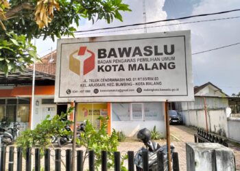 Bawaslu Kota Malang Tetapkan Putusan Sengketa Pemilu Sam HC VS KPU