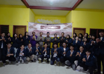 Tim KKN FP UB Kembangkan Ekonomi Kreatif Desa Ngadas