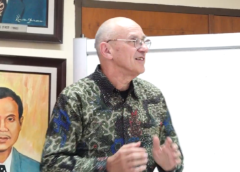 Kuliah Tamu FH UB : Menelusuri Keadilan dalam Filsafat Hukum