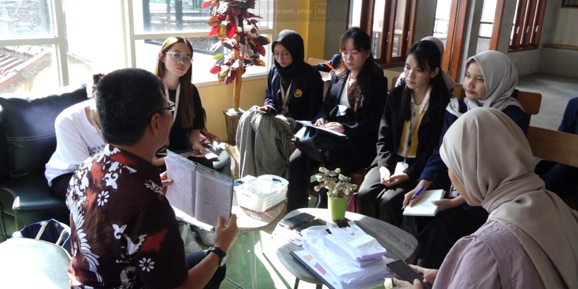 Apotek Arjasa, Tempat Magang Internasional Summer School Pharmacy