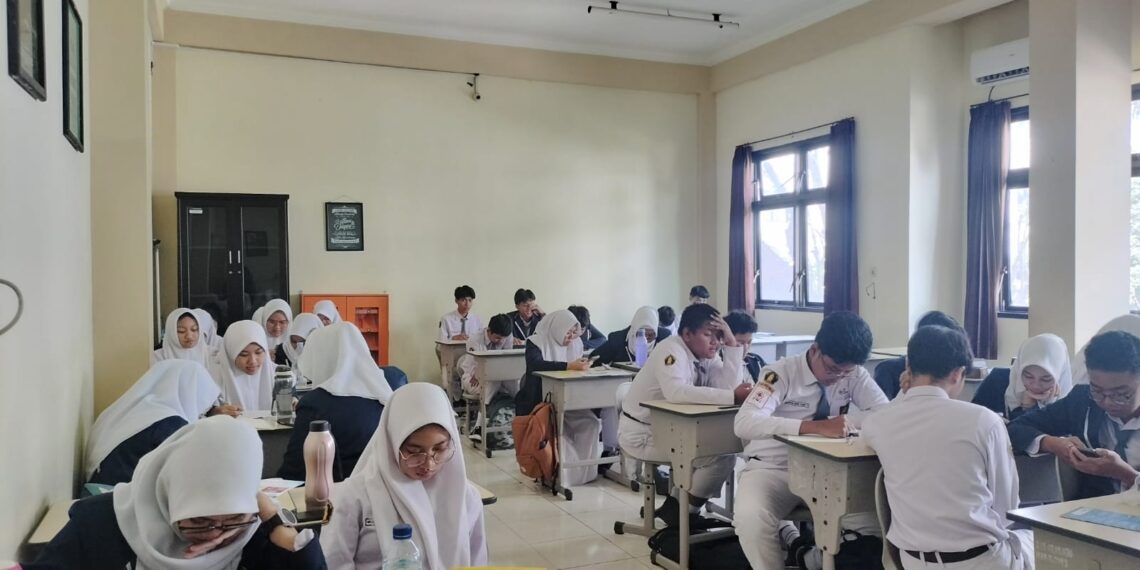 MPLS SMA BSS Dorong Siswa Berkarakter Pintar dan Berprestasi
