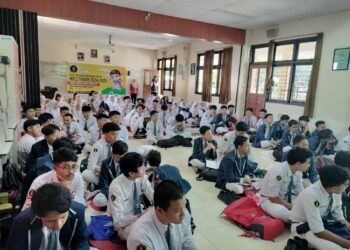 MPLS Bantu Siswa Baru SMA BSS Adaptasi Lebih Baik