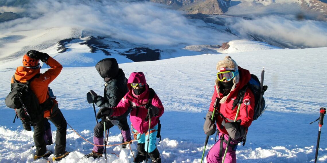 Taklukkan Mount Elbrus, Manager IMPALA UB Sempat Kehabisan Oksigen
