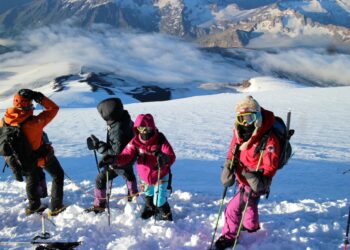 Taklukkan Mount Elbrus, Manager IMPALA UB Sempat Kehabisan Oksigen